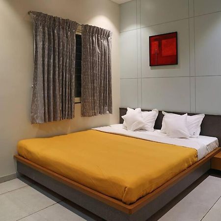 'Sumadhu Homes - 201 ' Kolhapur Exterior foto