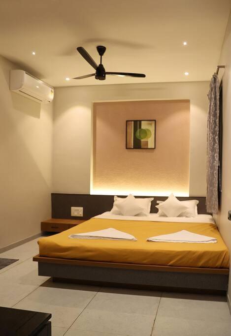 'Sumadhu Homes - 201 ' Kolhapur Exterior foto